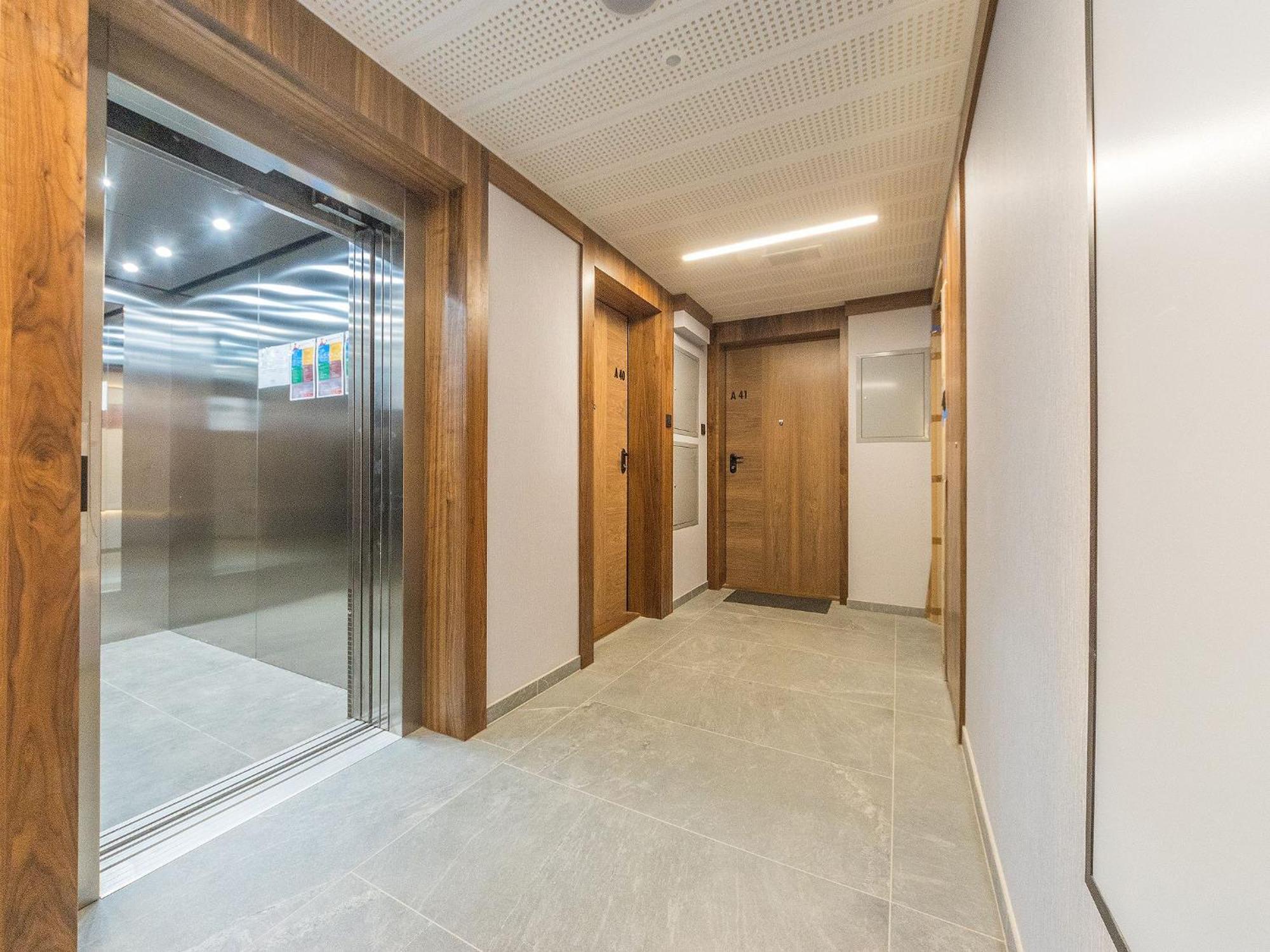Flatbook - City Center Apartments Granaria With Parking 그단스크 객실 사진